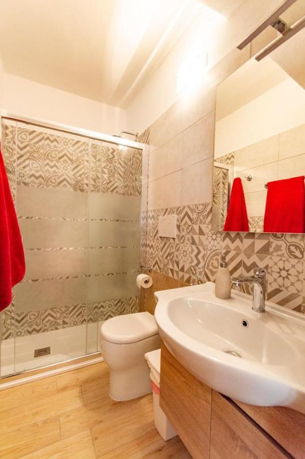 Hotel Via Mentana Baunei Zewnętrze zdjęcie